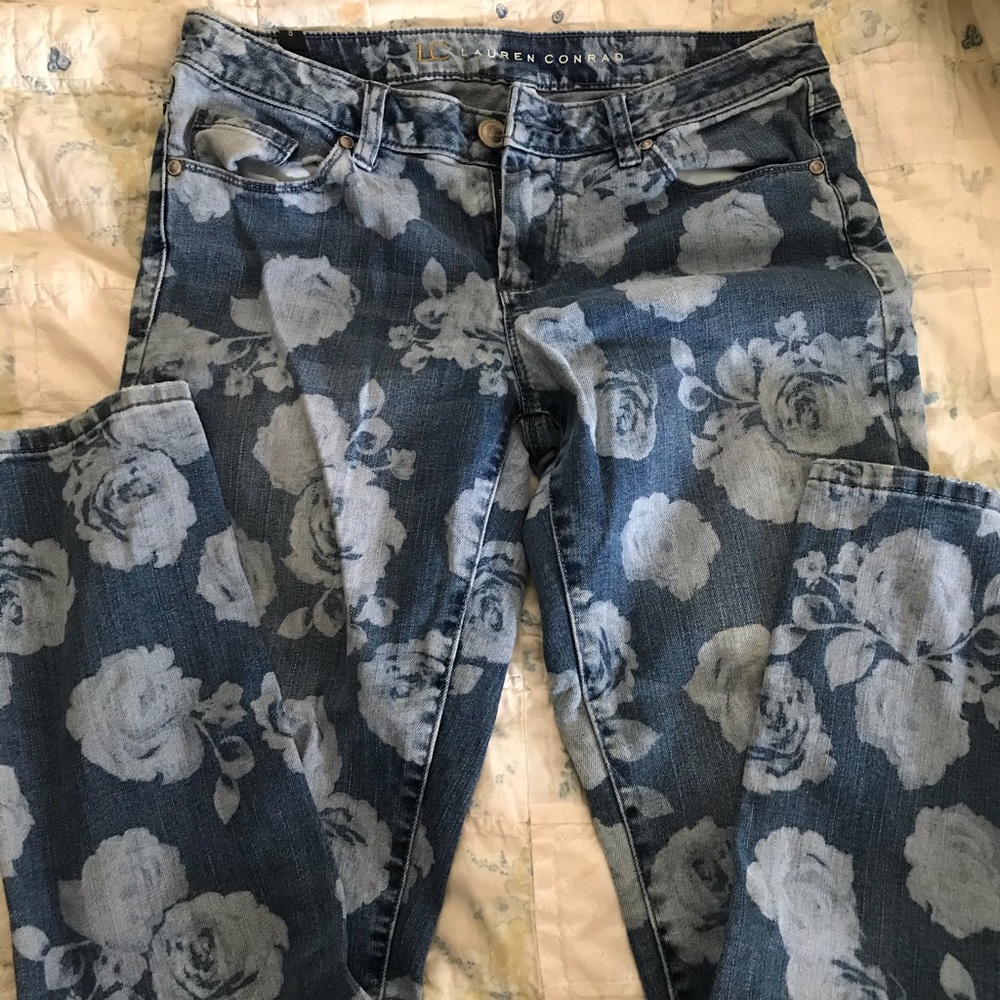 NWOT LC Lauren Conrad floral skinny jeans / size 8